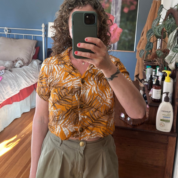 moa moa Tops - Women's moa moa Orange & Brown Leaf Print Button Down Shirt S